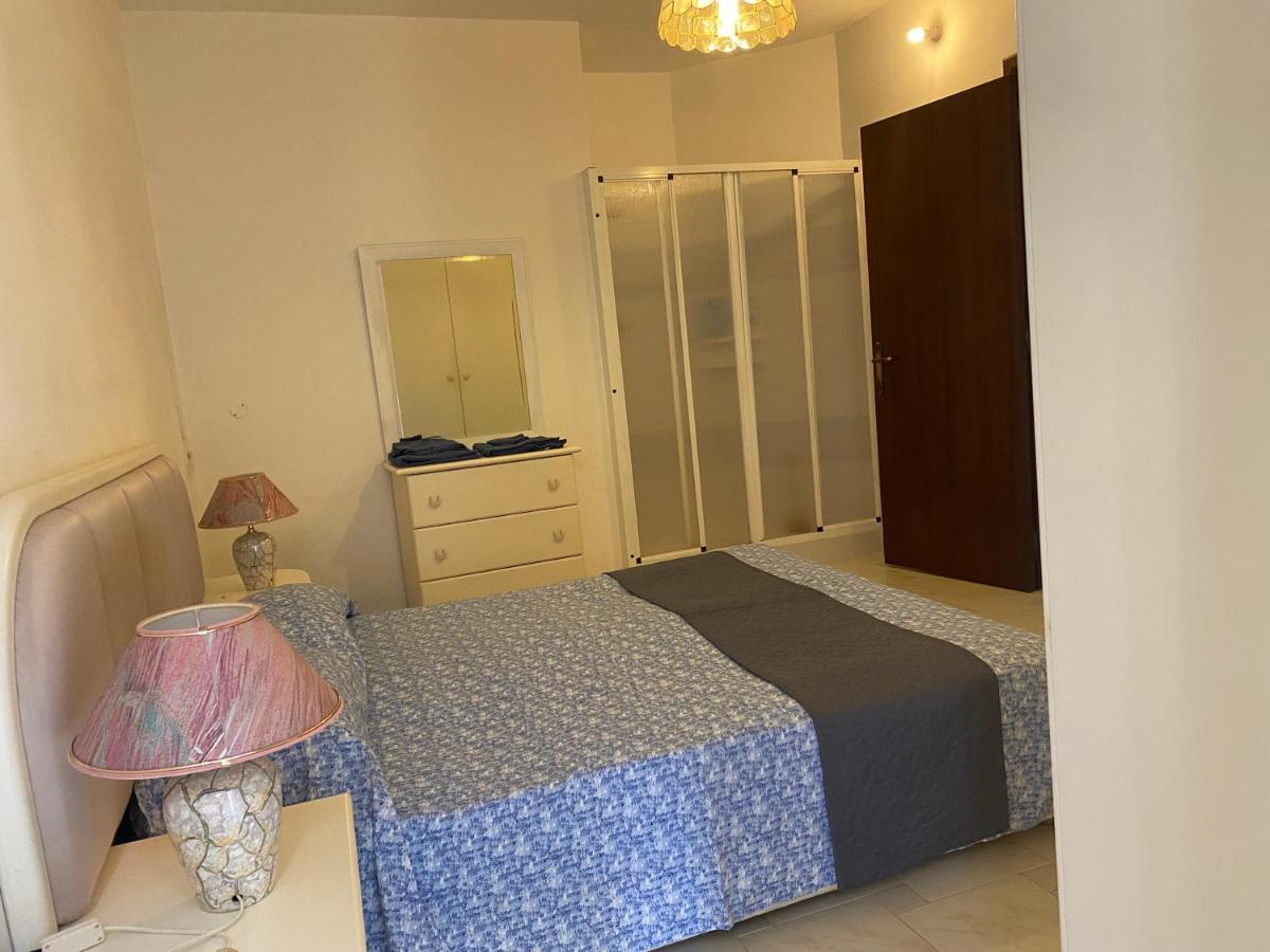 Sea Front Apartment At Mellieha Bay, Malta! Eksteriør bilde